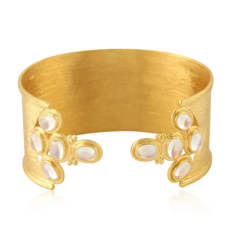 18K Gold Moonstone Cuff Bracelet With Bezel Setting And Diamond Accents 1