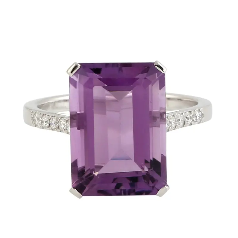 Handcrafted 18K White Gold Solitaire Ring With Baguette Amethyst And Diamond Pave 1