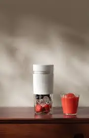 Xiaomi Portable Blender Gl – Cordless, Rechargeable 300Ml Personal Blender 1